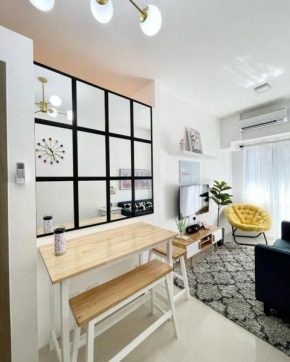 1BR Suite near Megamall, Boni & Shaw MRT Station